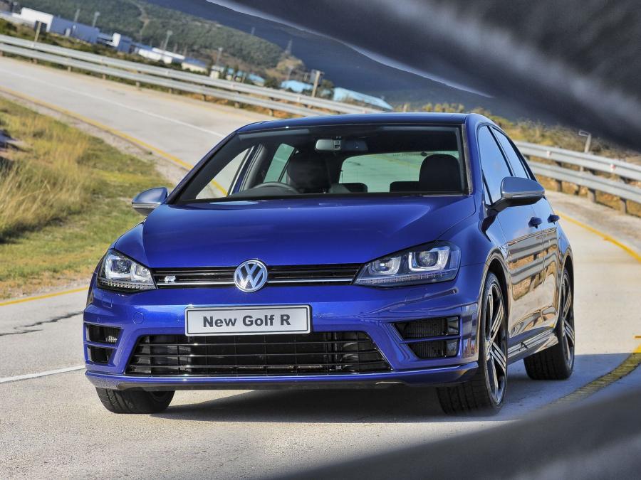  Volkswagen Golf R 5-Door 2014 года  (ZA) (фото 2 из 18)